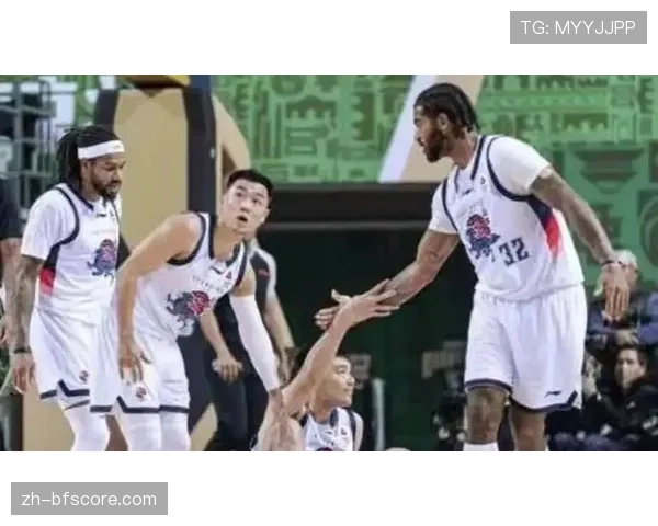 山东队内线优势成取胜之匙 新援琼斯补强篮下终结能力